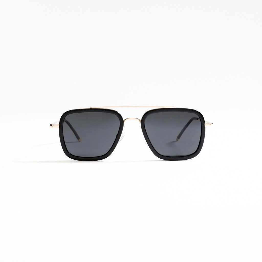avenger // 004 - Image 3