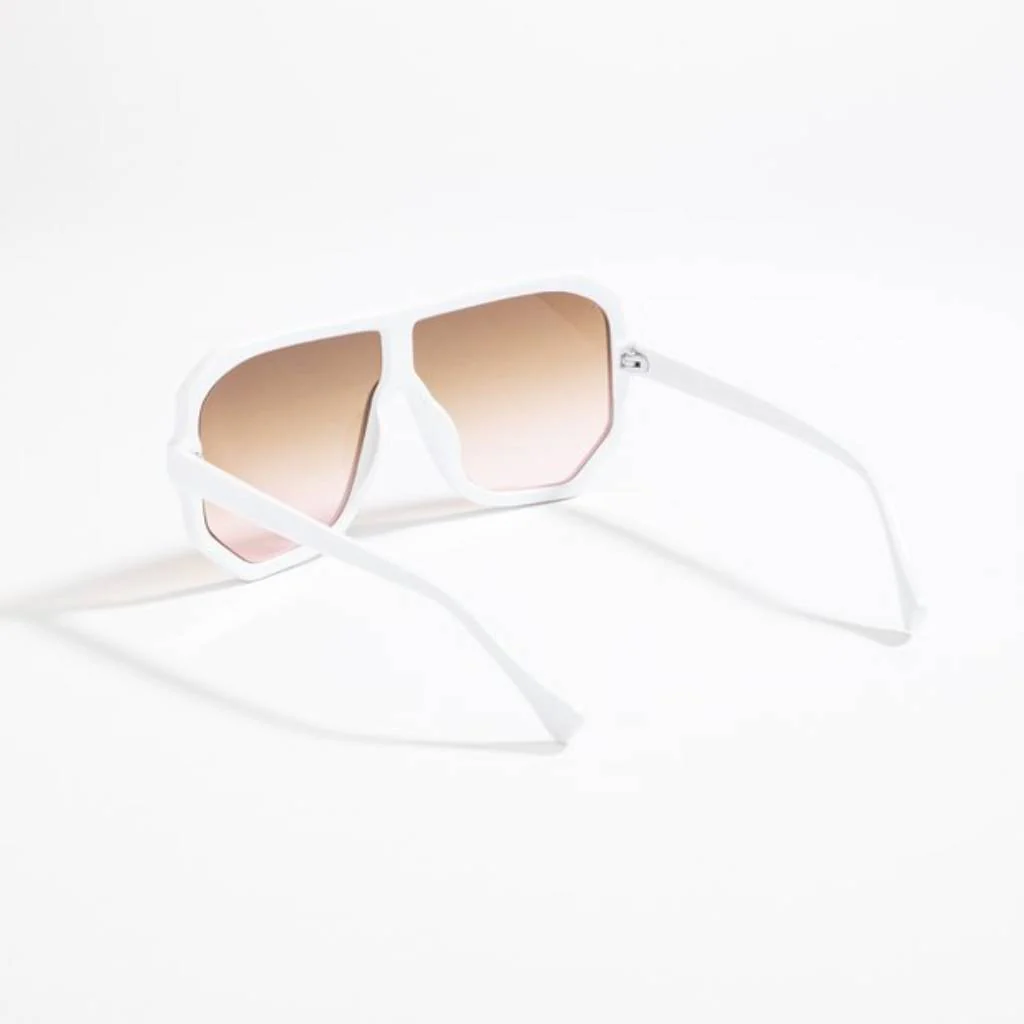 Back to the Future // 004 - Image 2