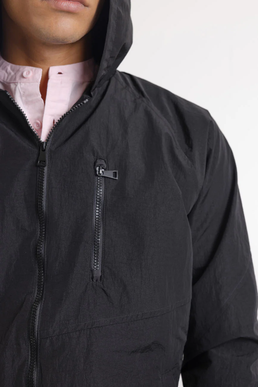 Cayendo // Lightweight Nylon Jacket - Image 4