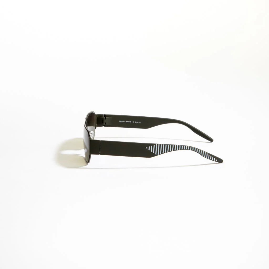 Defender // 003 - Image 4