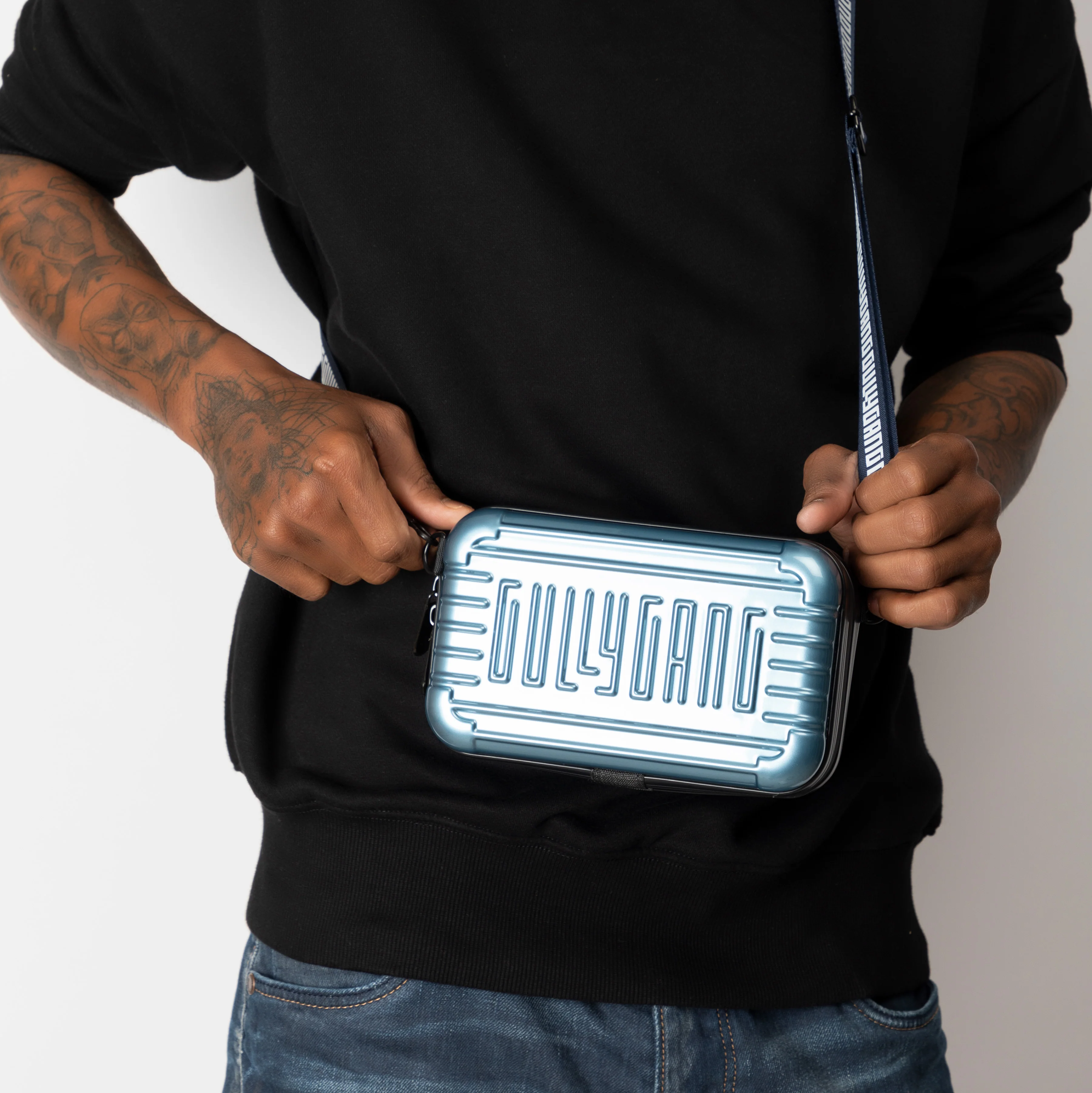 GG x UM // Sling 003 - Image 3