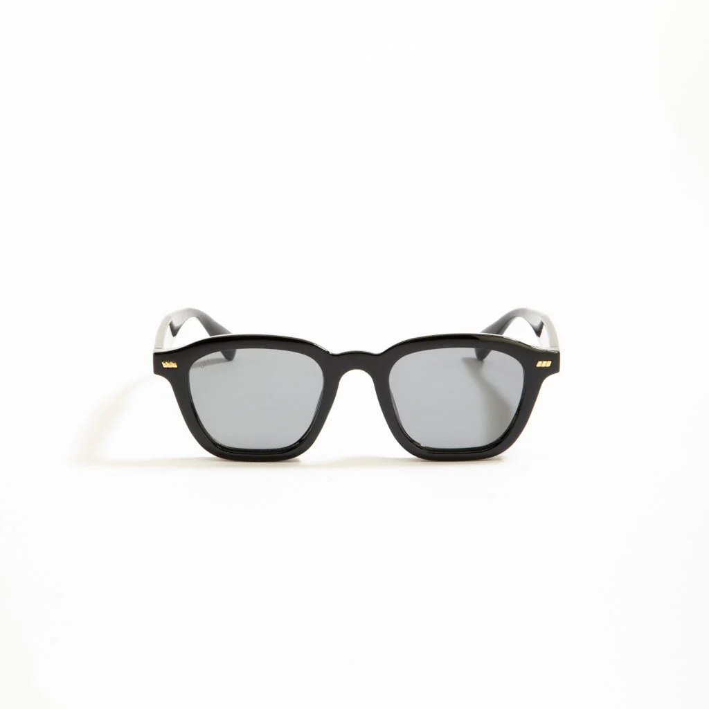 Ocean Drive // 001 - Image 2