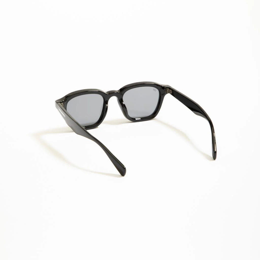 Ocean Drive // 001 - Image 3