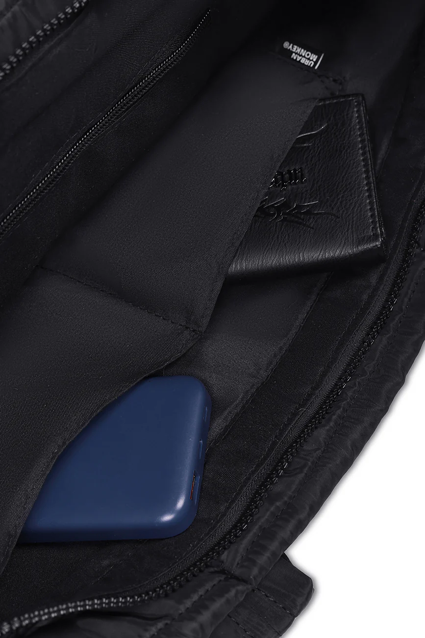 Puffer Shoulder Bag // Black On Black - Image 7