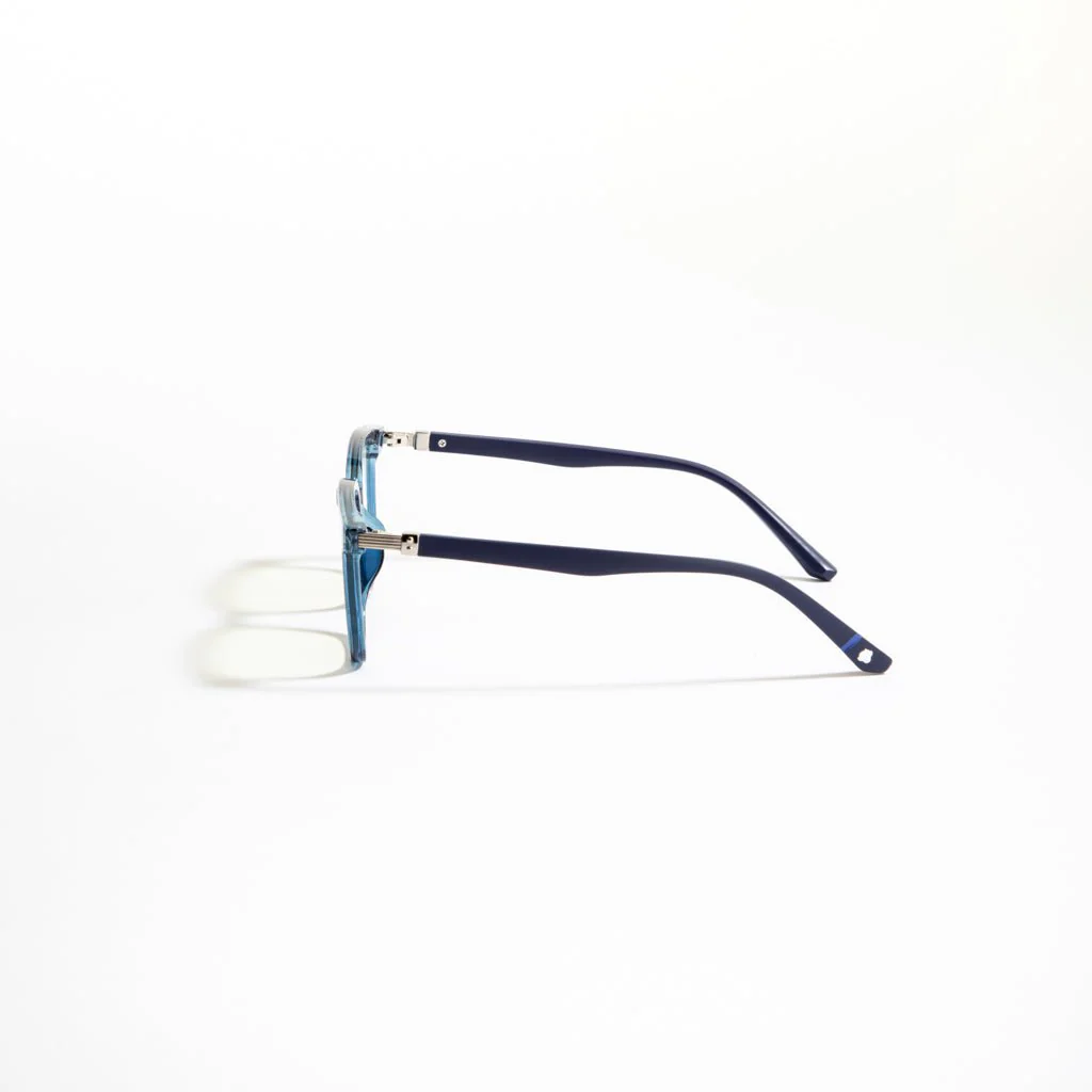Techie // 003 - Image 4