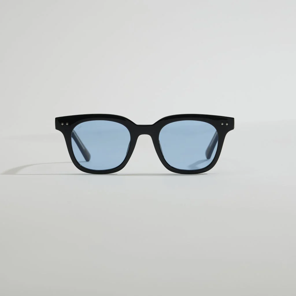 um classic wayfarer // 002 - Image 3
