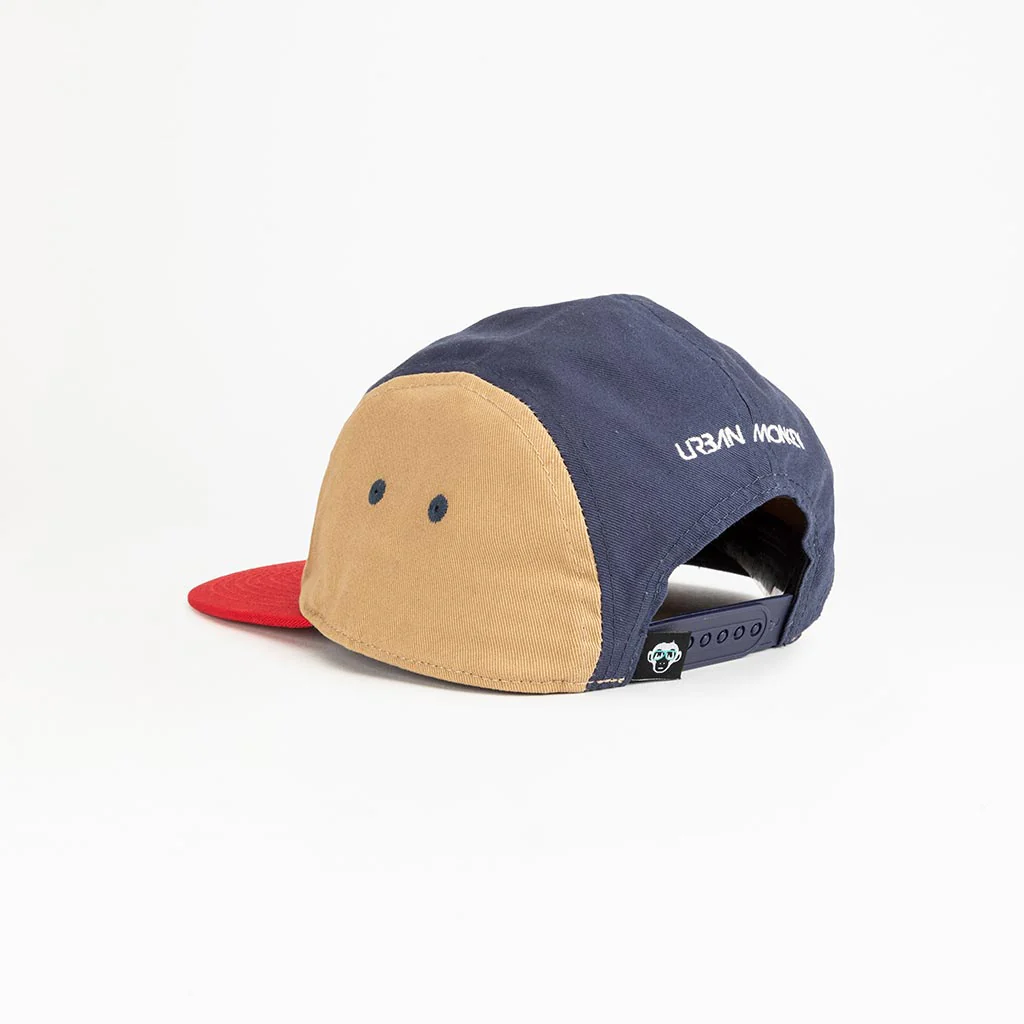 Under The Radar // 002 - Image 4