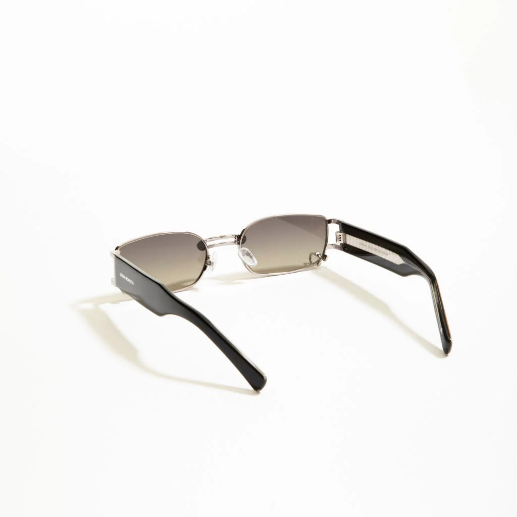 Vintage Punk // 007 - Image 3